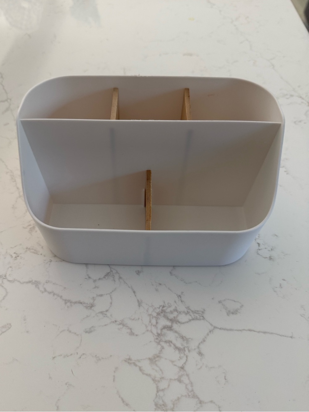 Makeup Organizer - Picture 1 of 6